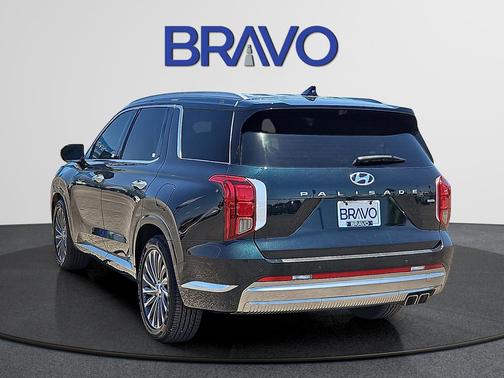 Emerald 2024 Hyundai PALISADE Calligraphy