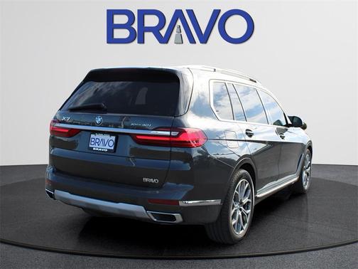 2022 BMW X7 xDrive40i