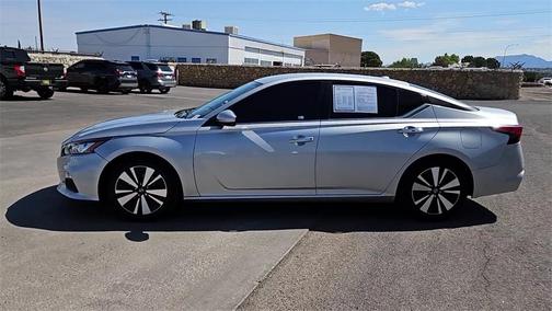 2022 Nissan Altima 2.5 SV