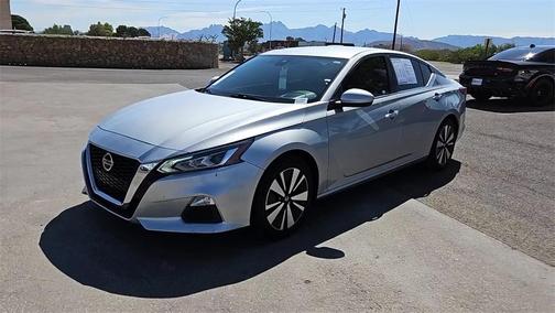 2022 Nissan Altima 2.5 SV