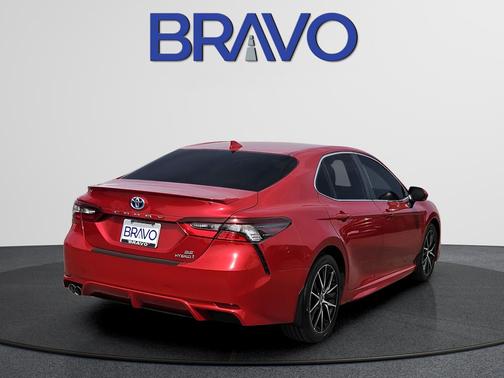 2024 Toyota Camry Hybrid SE