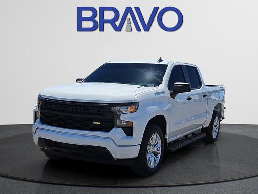 Summit White 2026 Chevrolet Silverado 1500 Custom