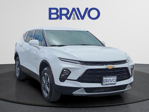 Summit White 2025 Chevrolet Blazer LT