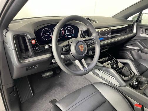 2026 Porsche Cayenne AWD