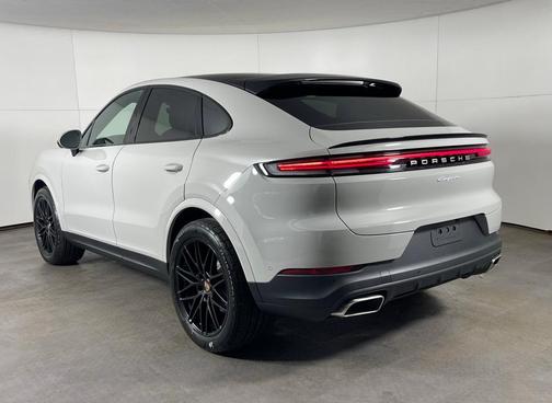 2026 Porsche Cayenne AWD