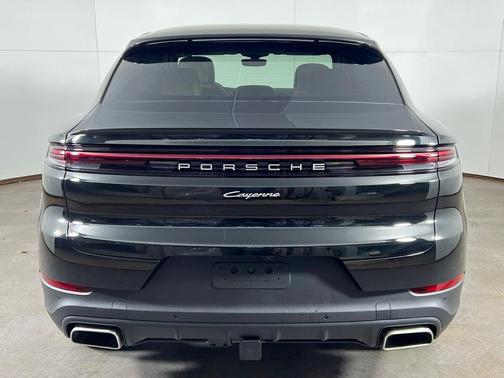 2026 Porsche Cayenne AWD