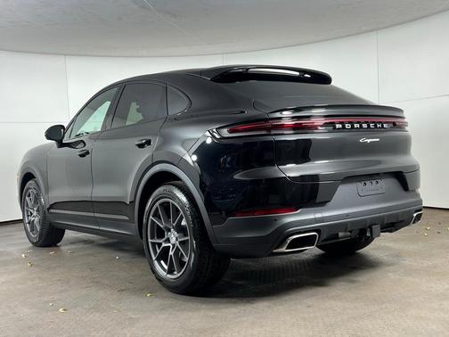 2026 Porsche Cayenne AWD