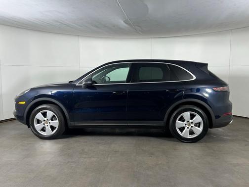 2022 Porsche Cayenne 