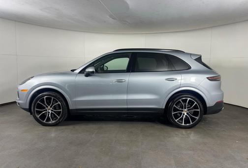 2023 Porsche Cayenne S