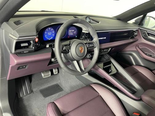 2025 Porsche Macan 4S