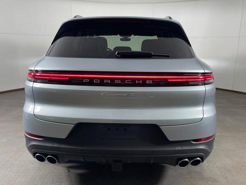 2026 Porsche Cayenne S