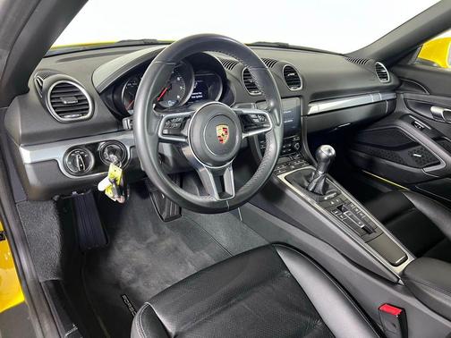 Racing Yellow 2019 Porsche 718 Boxster Base