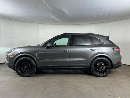 2026 Porsche Cayenne Base