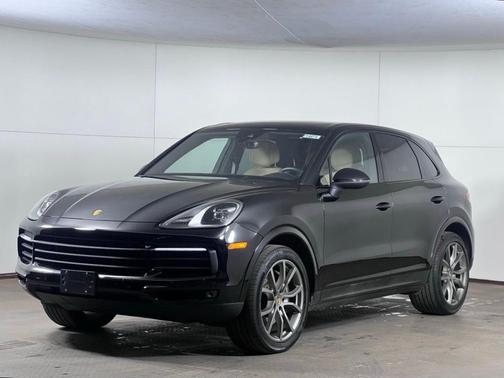 Black 2023 Porsche Cayenne Platinum Edition