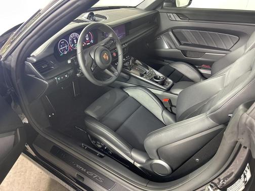 2026 Porsche 911 Carrera GTS