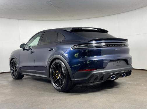 2025 Porsche Cayenne Turbo GT