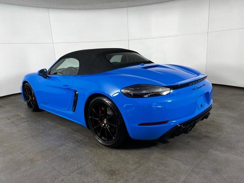 2023 Porsche 718 Boxster GTS 4.0
