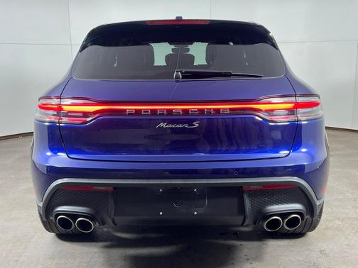 2022 Porsche Macan S