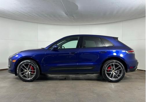 2022 Porsche Macan S