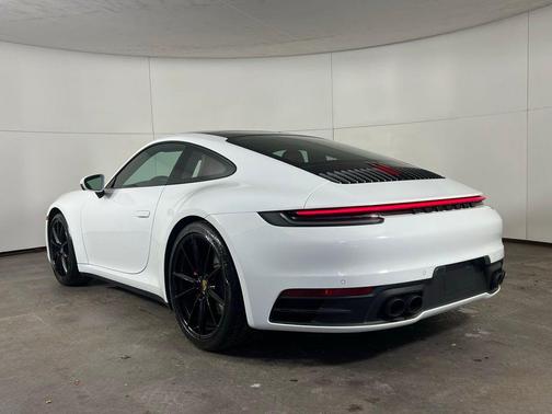 2022 Porsche 911 Carrera 4S