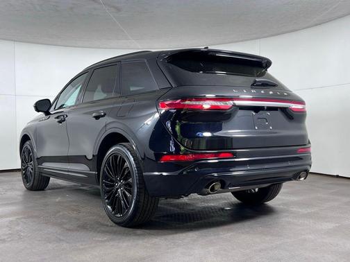 Infinite Black Metallic 2023 Lincoln Corsair Reserve