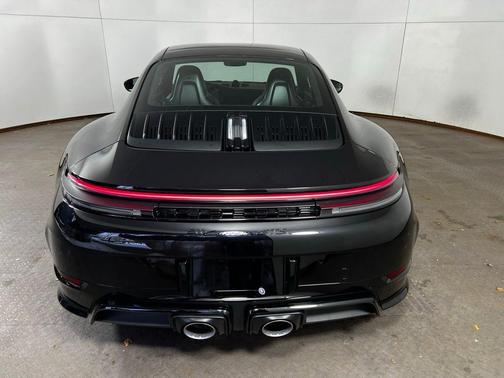 2026 Porsche 911 Carrera GTS