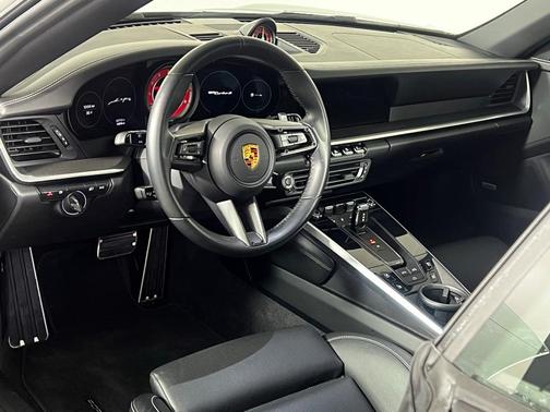 2022 Porsche 911 Turbo S