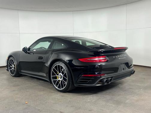 2018 Porsche 911 Turbo S
