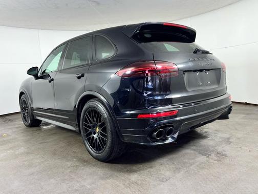 2018 Porsche Cayenne GTS