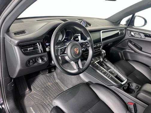2019 Porsche Macan S