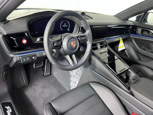 2026 Porsche Panamera 