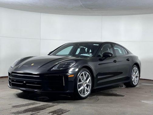2026 Porsche Panamera 