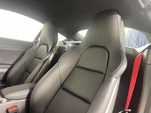 2025 Porsche 718 Cayman S