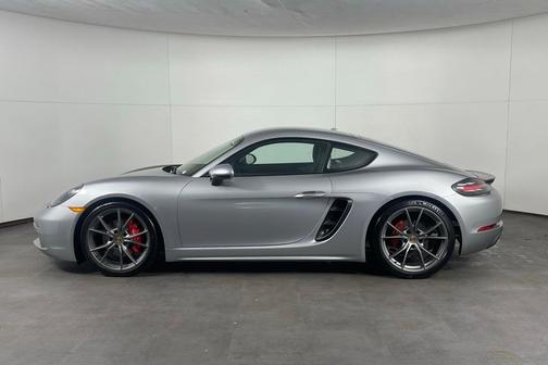2025 Porsche 718 Cayman S