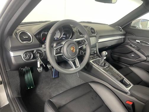 2025 Porsche 718 Cayman S