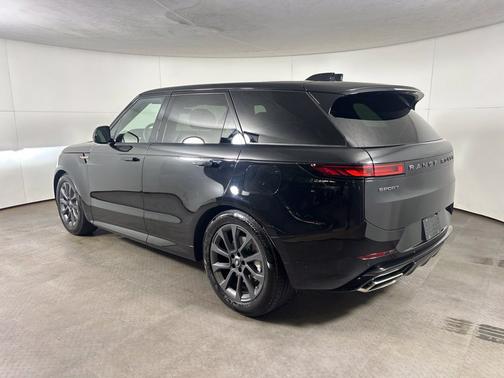 Santorini Black Metallic 2025 Land Rover Range Rover Sport Dynamic SE