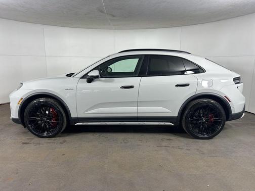 Chalk 2026 Porsche Macan Turbo
