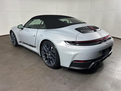 2026 Porsche 911 Carrera T