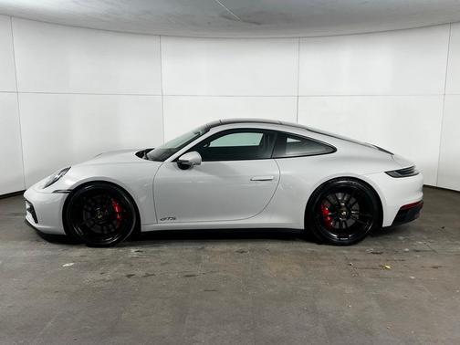 2023 Porsche 911 Carrera GTS