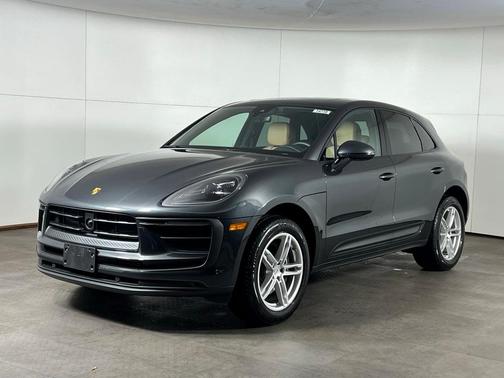 2025 Porsche Macan 