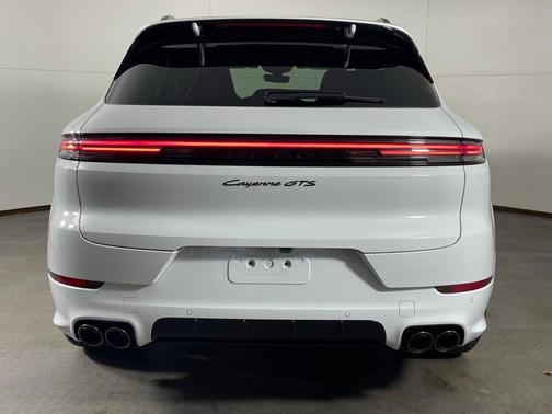 2026 Porsche Cayenne GTS