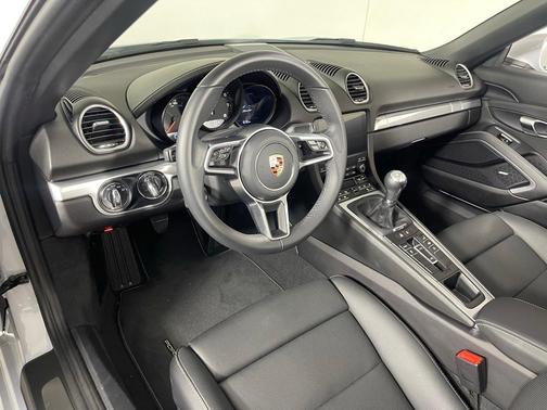 2024 Porsche 718 Boxster STYLE EDITION