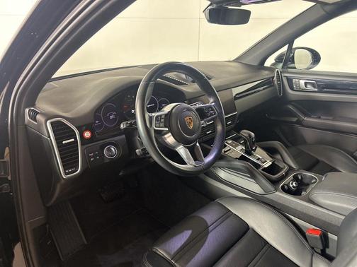 Black 2022 Porsche Cayenne