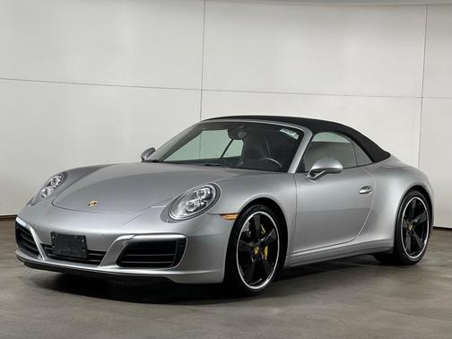 2017 Porsche 911 Carrera 4S