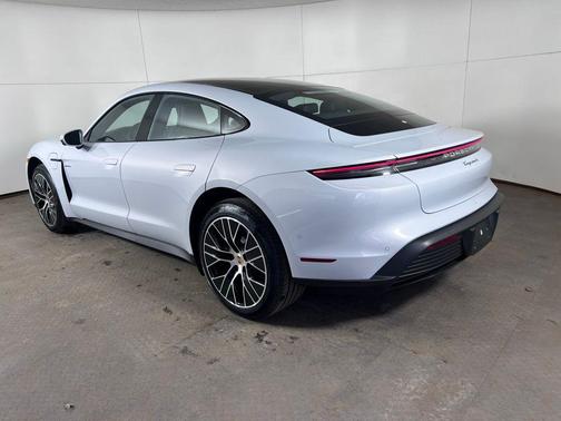 2026 Porsche Taycan 4