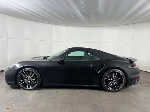 2022 Porsche 911 Turbo S