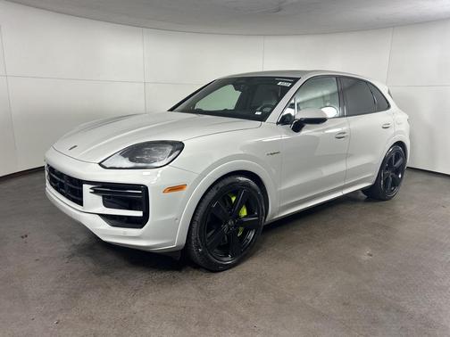 2026 Porsche Cayenne Turbo