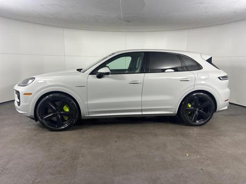 2026 Porsche Cayenne Turbo