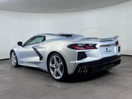 Silver 2021 Chevrolet Corvette Stingray w/2LT