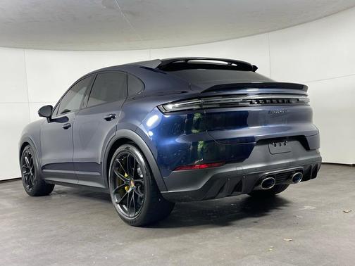 2025 Porsche Cayenne Turbo GT